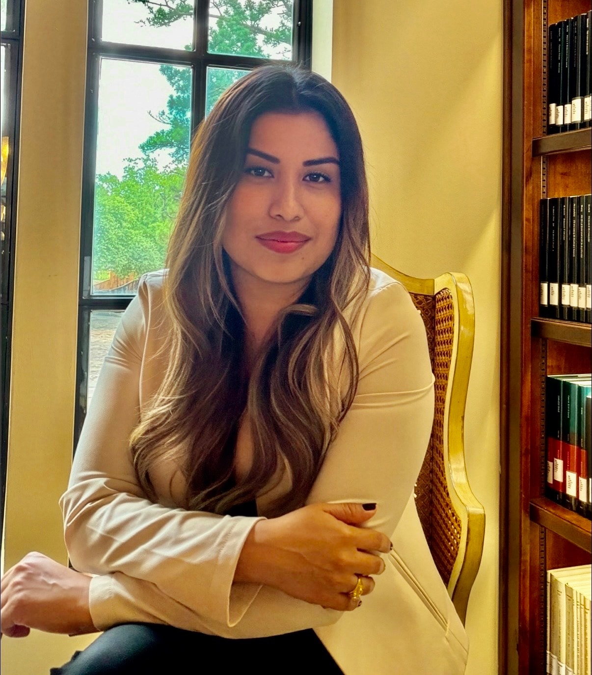 Clarisa Rodriguez — Bilingual Real Estate Agent
